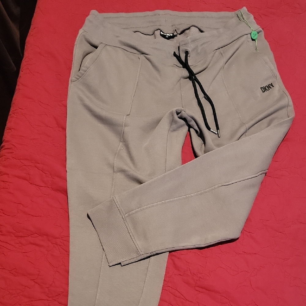 DKNY Gray Sweatpants with Drawstring Waist and Tapered Leg
